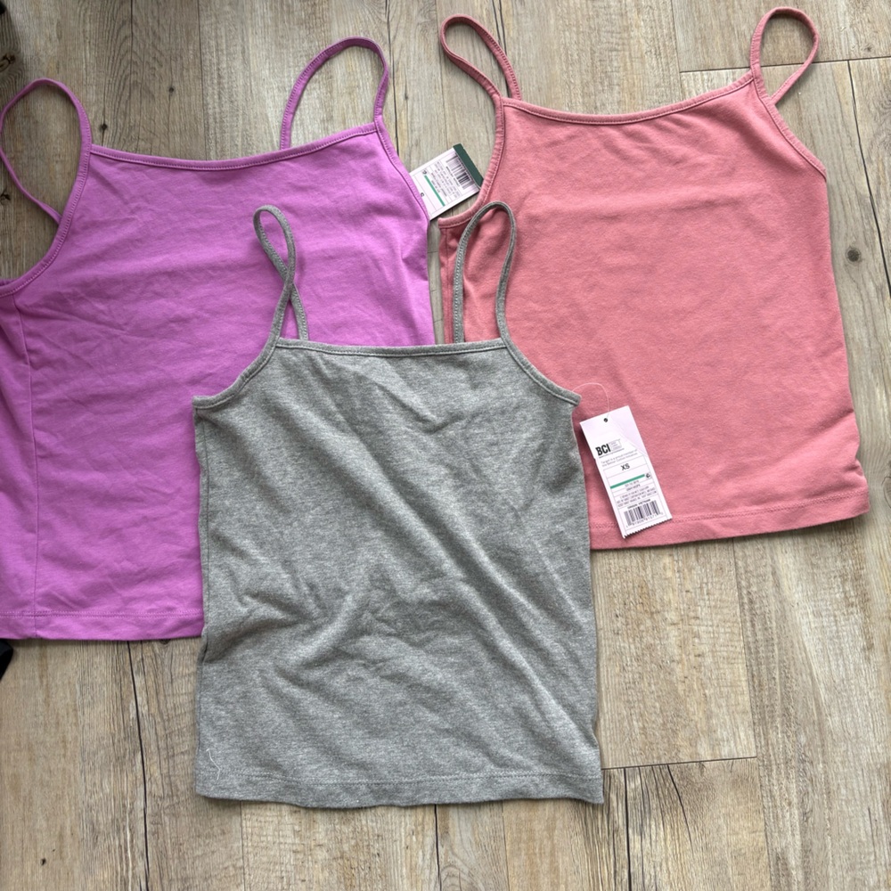 3 basic Cami Tank Tops NWT - Picture 3 of 4